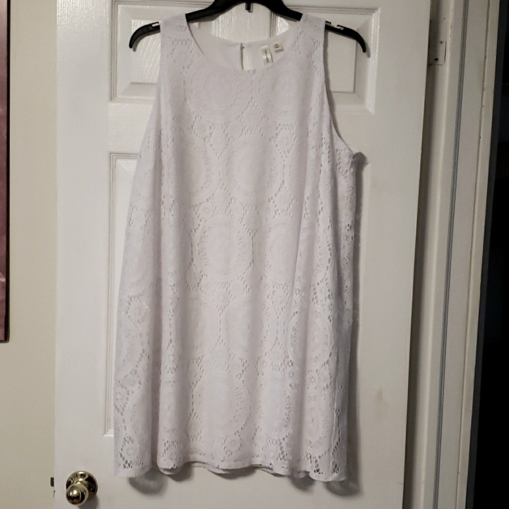 White lace dress 2X